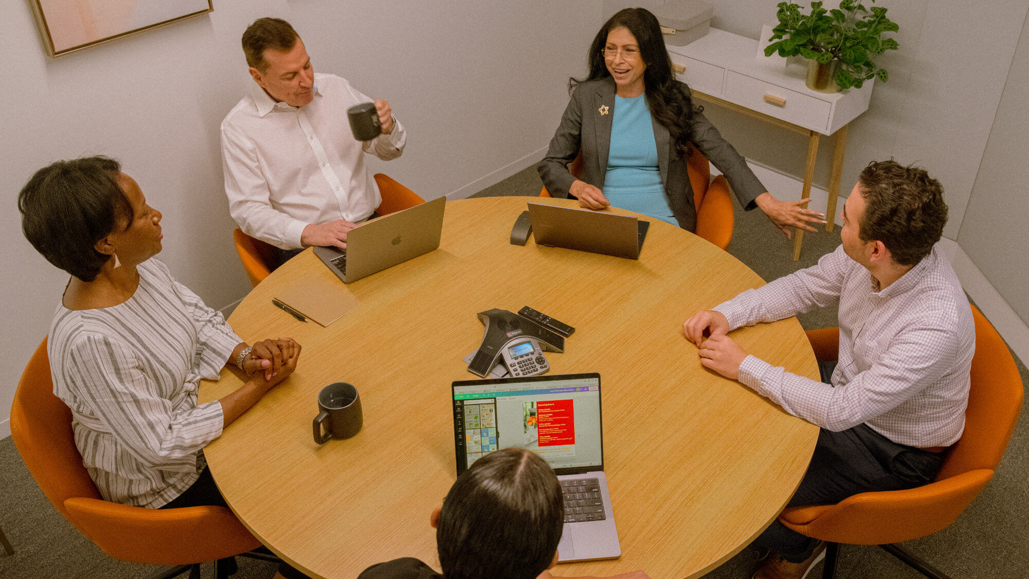 meeting_rooms_hero_v2
