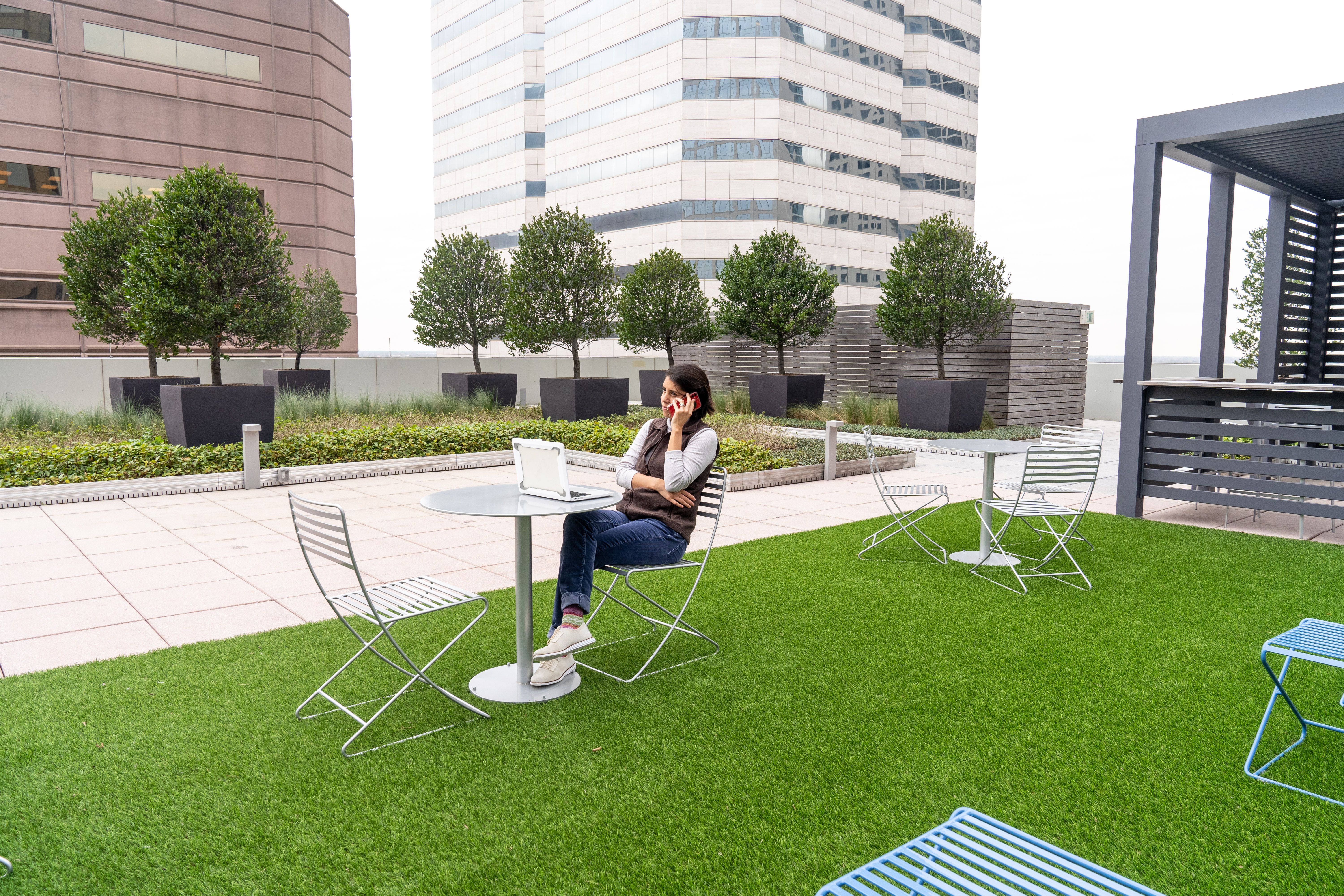 Nurturing a Greener Workspace: Innovative and Sustainable Strategies for your Office